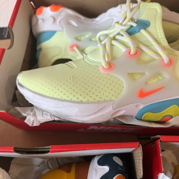 SOLD - Nike Presto React Lot - Picture 4 of 7